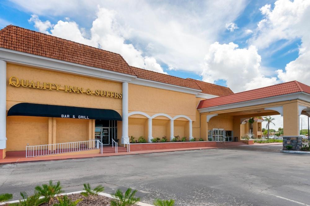 Quality Inn & Suites Conference Center New Port Richey Buitenkant foto